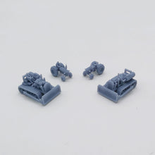将图片加载到图库查看器,Outland Models Railway Scenery Country Classic Farming Tractor Set Z Scale 1:220