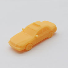 将图片加载到图库查看器,Outland Models Model Railroad Scenery Modern City Taxi Scale HO 1:87