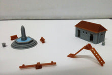 将图片加载到图库查看器,Park & Plaza Accessories Fountain Toilet... Z Scale 1:220 Outland Models Railway