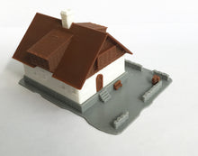 画像をギャラリービューアに読み込む, Alpine Mountain Style Farm House N Scale 1:160 Outland Models Train Layout