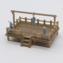 Charger l'image dans la galerie, Old West Gallow with Criminal and Officers 1:160 N Scale Outland Models Scenery Structure