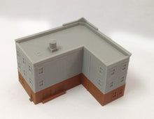 将图片加载到图库查看器,City Classic Corner Shop (Long) Z Scale Outland Models Train Railway Layout