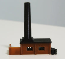将图片加载到图库查看器,Small Boiler House with Chimney N / Z Scale