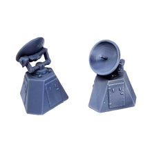 Laden Sie das Bild in den Galerie-Viewer, Outland Models Scenery Miniature Parabolic Antenna w Control Room x2 1:64 S Scale