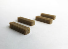 Laden Sie das Bild in den Galerie-Viewer, Lumber Load Set 3 Styles Z Scale 1:220 Outland Models Train Railroad Accessories