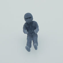 将图片加载到图库查看器,Outland Models Rally Racing Car Maintenance Driver & Crew Figure Set Scale 1:43