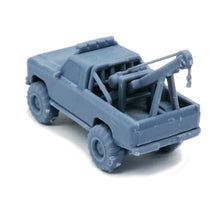 Charger l'image dans la galerie, Tow Pick-up Truck 1:87 HO Scale
