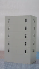 Load image into Gallery viewer, Outland Models Railway Modern Building Tall Shopping Centre Mall Grey N Scale