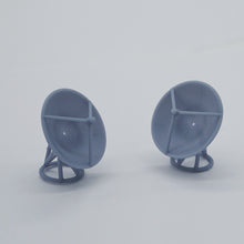 Cargar imagen en el visor de la galería, Outland Models Model Railroad Scenery Parabolic Antenna x2 Scale N 1:150