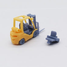 Load image into Gallery viewer, Outland Models Train Railroad Heavy Duty Forklift Truck w Driver HO Scale 1:87
