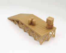 Laden Sie das Bild in den Galerie-Viewer, Wooden Style Platform Loading Dock w Goods HO Scale Outland Models Train Railway