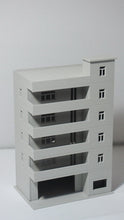 Load image into Gallery viewer, Modern Tall School / Apartment N Scale 1:160 Outland Models Railway