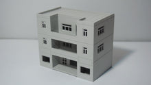 Laden Sie das Bild in den Galerie-Viewer, Modern 3-Story Building Office / House N Scale 1:160 Outland Models Railway