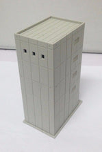 Load image into Gallery viewer, Modern Downtown Stylish Tall Building N Scale Outland Models Railway