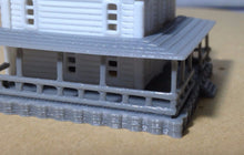 Cargar imagen en el visor de la galería, Country 2-Story House White Z Scale 1:220 Outland Models Train Railway Layout