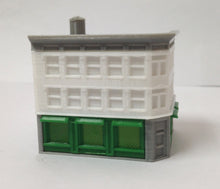 Cargar imagen en el visor de la galería, City Classic 3-Story Corner Shop Z Scale Outland Models Train Railway Layout