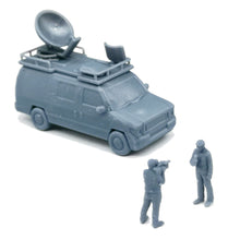 Load image into Gallery viewer, News Broadcast Van w Figures 1:87 HO Scale