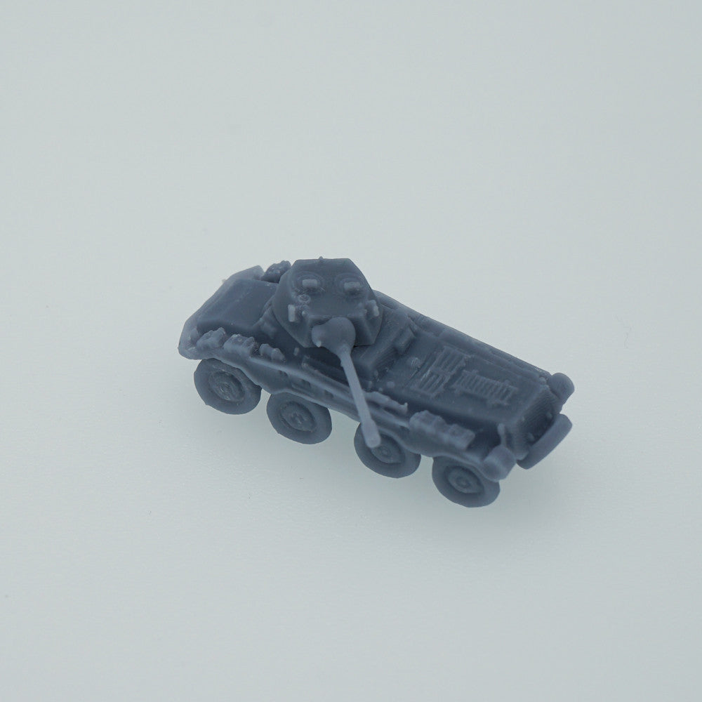 Outland Models WWII Germany Armor Vehicle Sd.Kfz. 8 Rad w 2 Turrets Sc